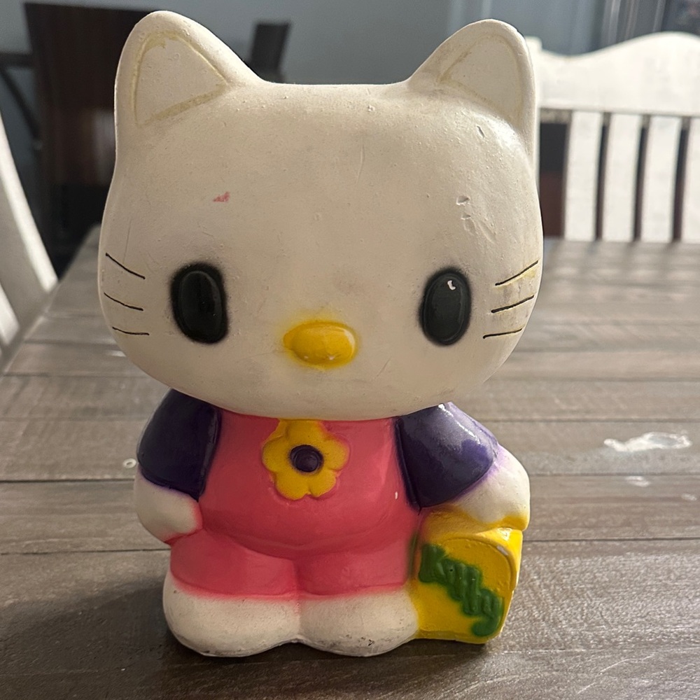 Hello Kitty Pink and Purple Figurine